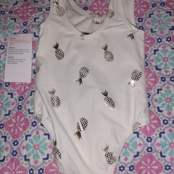 NWT Old Navy Baby Pineapple Swimsuit One Piece NEW - Picture 2 of 3